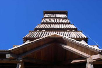 Rozhledna na Královci u Val. Klobouk (© George Párátko, 02/2007)