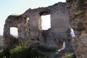 Interiér dochované části hradní kaple ( © Jan P. Štěpánek 09/2007)