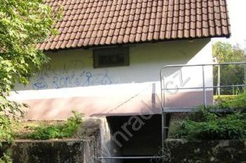 Začátek Hodoňovicko-sviadnovského technického náhonu ( © Jan P. Štěpánek 09/2006)