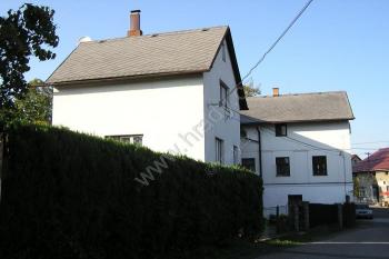 Zadní trakt Bayerova mlýna v Kunčičkách ( © Jan P. Štěpánek 09/2006)