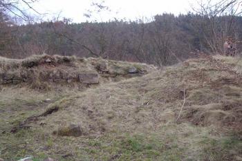 reliéfní relikty paláců  (© Miroslav Šamal, 03/2007)