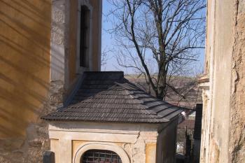 Sakristie východně od presbytáře ( © Ivan Grisa 03/2006)