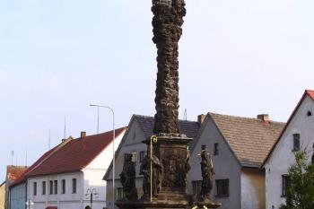 Sloup Nejsvětější Trojice (© Václav Čermák, 04/2006)