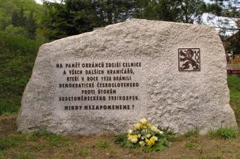 Pomník obráncům hranic - Horní Světlá (© Václav Čermák, 05/2006)