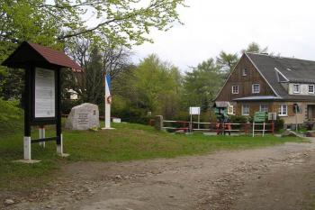 Pomník obráncům hranic - Horní Světlá (© Václav Čermák, 05/2006)