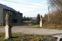 sochy sv. Antonína Paduánského a Jana Nepomuckého