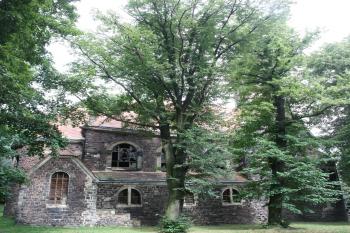 Kostel od západu ( © Ivan Grisa 07/2010)