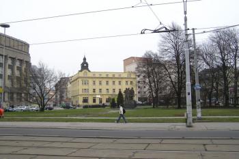 Pohled do míst, kde stával německý dům ( © Jan P. Štěpánek 02/2007)