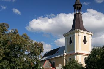 Kostel sv. Václava v Dřetovicích (© Jiří Albert, 08/2008)