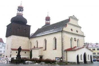 Kostel sv. Vavřince ( © Pavel Vítek 02/2007)