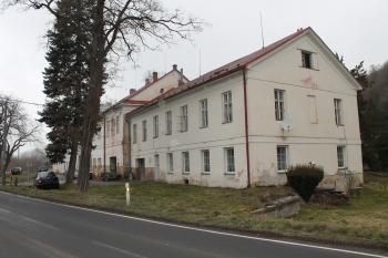 Město Albrechtice-nový zámek (© Vlastislav Mareček, 03/2016)