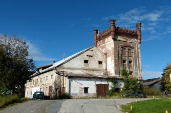 bývalý zámecký pivovar ( © Jan P. Štěpánek 10/2012)