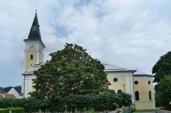Kostel Nanebevzetí Panny Marie ( © František Kinař 05/2017)