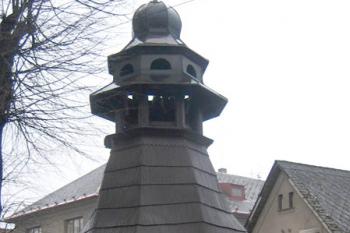 Zvonice v Červené Hoře ( © Pavel Vítek 02/2007)