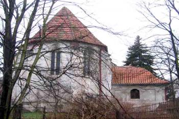 Kostel Nanebevzetí Panny Marie ( © Pavel Vítek 02/2007)
