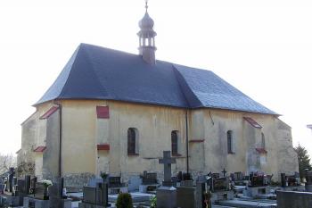 celkový pohled na severní frontu kostela od severovýchodu ( © Jan P. Štěpánek 01/2008)