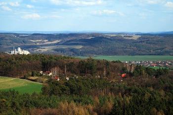 Výhled východním směrem (© Michal Kupsa, 03/2007)