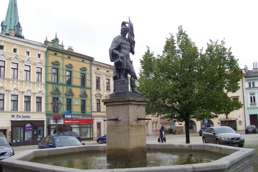 kašna se sochou sv. Floriána