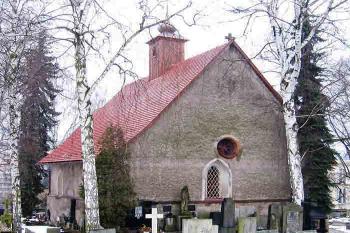 Hřbitovní kostel sv. Jana Křtitele (© Pavel Vítek 02/2007)