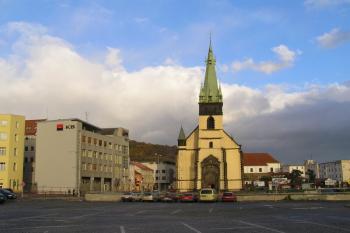 kostel Nanebevzetí Panny Marie (© Václav Čermák, 10/2006)