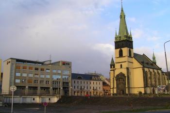 kostel Nanebevzetí Panny Marie (© Václav Čermák, 10/2006)