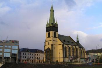 kostel Nanebevzetí Panny Marie (© Václav Čermák, 10/2006)