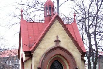 Hřbitovní kaple někdejšího městského hřbitova (© Jan P. Štěpánek, 02/2007)