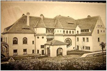 dobová pohlednice (© neuveden)