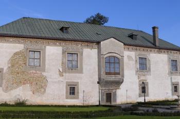 Zahradní průčelí Sobášného paláce ( © Jan P. Štěpánek 09/2007)