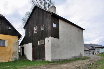 Upravená brána (  © Luděk Pitter 04/2006)