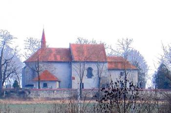 Kostel Nanebevzetí Panny Marie ( © Pavel Vítek 03/2007)