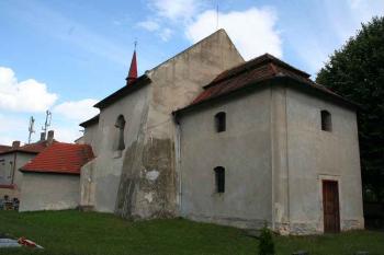 Kostel od severozápadu (© Ivan Grisa, 07/2008)
