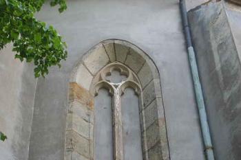 Zazděné okno závěru (© Ivan Grisa, 07/2008)