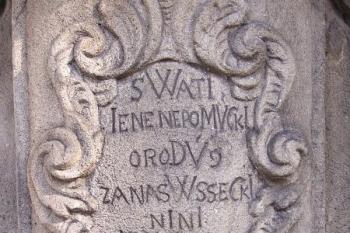 Nápis na čelní straně podstavce ( © Jan P. Štěpánek 03/2007)