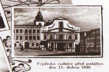 Stará frýdecká radnice před požárem, který vypukl 11. dubna 1848 ( © V. Peter: Pohledy ze starých časů, 1993)
