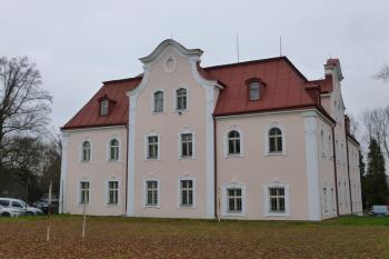 Dalovice - starý zámek (© Vlastislav Mareček, 11/2016)
