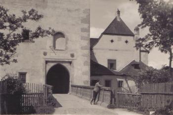 Nové Hrady - fotografie z počátku 20. století - (soukr.sbírka IvoR) (© W.Wolf - Č.Krumlov)