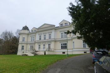 Dalovice - nový zámek (© Vlastislav Mareček, 11/2016)