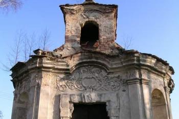 Kostel Všech svatých (© Hana Kubikova, 03/2007)