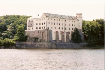 ...a ještě jednou pohled z parníku (© Rodochrozit, 07/2005)