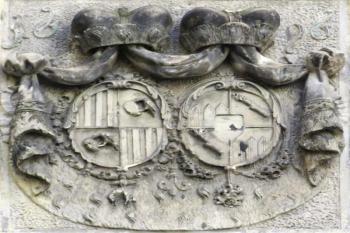 Orlík - erb na nádvoří (© Vladimír Oulehla  09/2005)