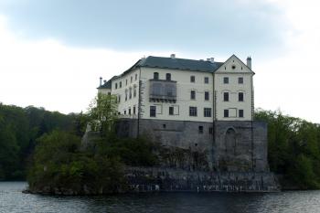 Orlík z vody ( © Milan Caha 05/2009)