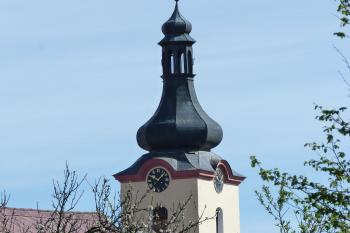 kostel sv. Václava (© František Kinař, 04/2012)