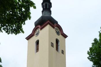 věž kostela sv. Václava (© František Kinař, 05/2012)