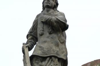 socha na kostele (© František Kinař, 05/2012)
