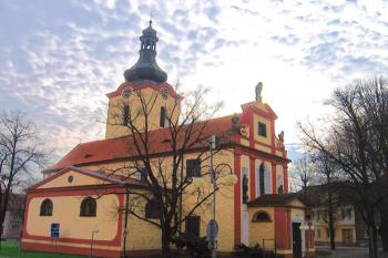 Kostel sv. Václava v Budyni nad Ohří ( © Pavel Vítek 03/2007)