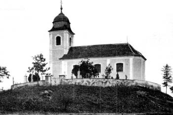 kostel na historické pohlednici z počátku 20. století ( © K. Kibic ml.: Z oprav kostelů na Čáslavsku, Památky středních Čech 16-1, Památkový ústav středních Čech, Praha 2002)