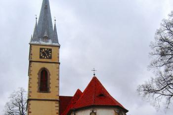 Kostel sv. Petra a Pavla ( © Pavel Vítek 03/2007)