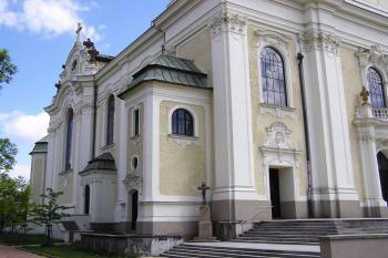 Severní průčelí kostela ( © Jan P. Štěpánek 05/2007)