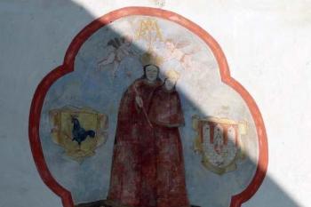 Malba v hlavním průčelí (© Jiří Cukr, 05/2007)